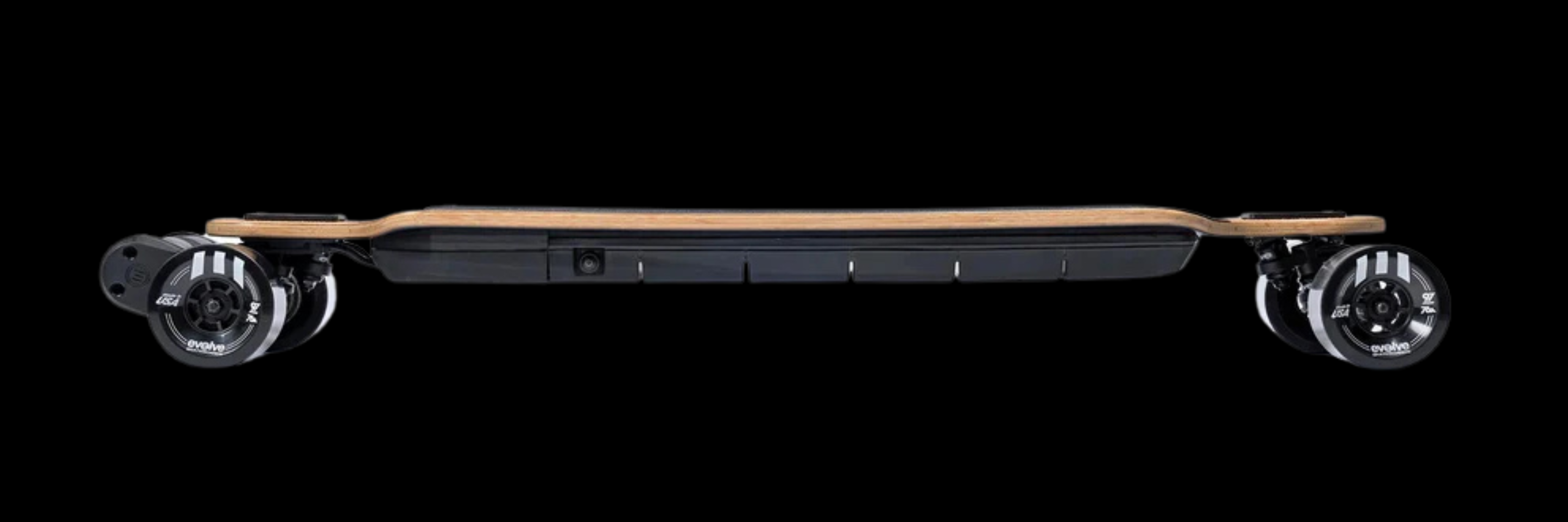Deck en bambou et fibre de verre du GTR 2 Bamboo, offrant flexibilité et rebond pour un ride réactif, idéal pour les courbes courtes et agressives