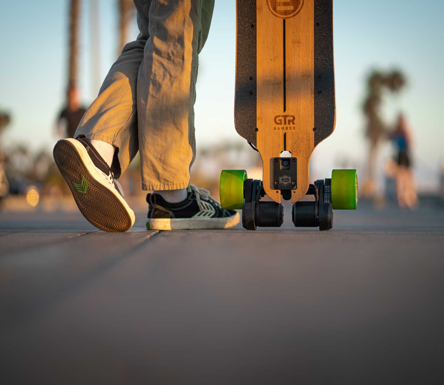 Evolve GTR2 Series - Skate électrique polyvalent pour tous les jours