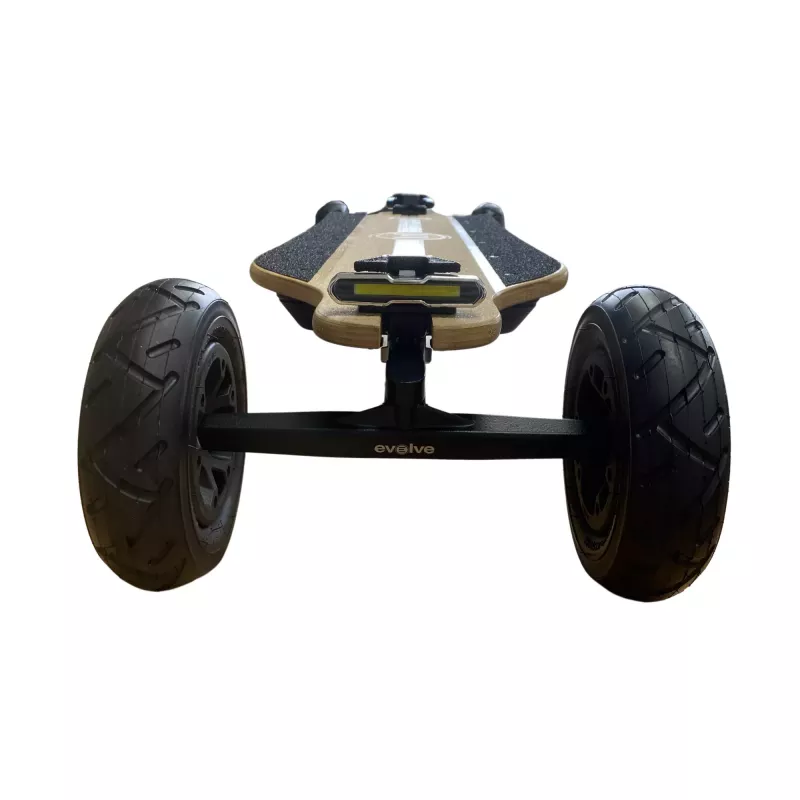 Goofy LED-Frontlicht auf Elektro-Skateboard