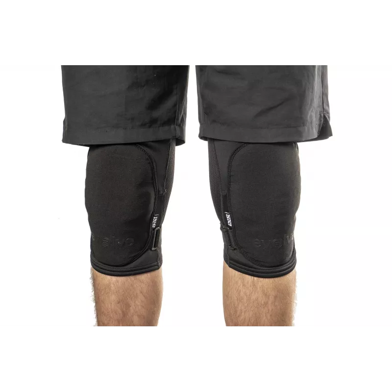 Genouillères iXS portées